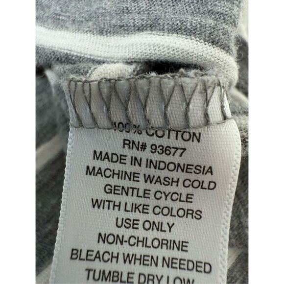 a.n.a. Women's V Neck Short Sleeve T Shirt Gray White Stripe Size 1X Cotton - Picture 11 of 12